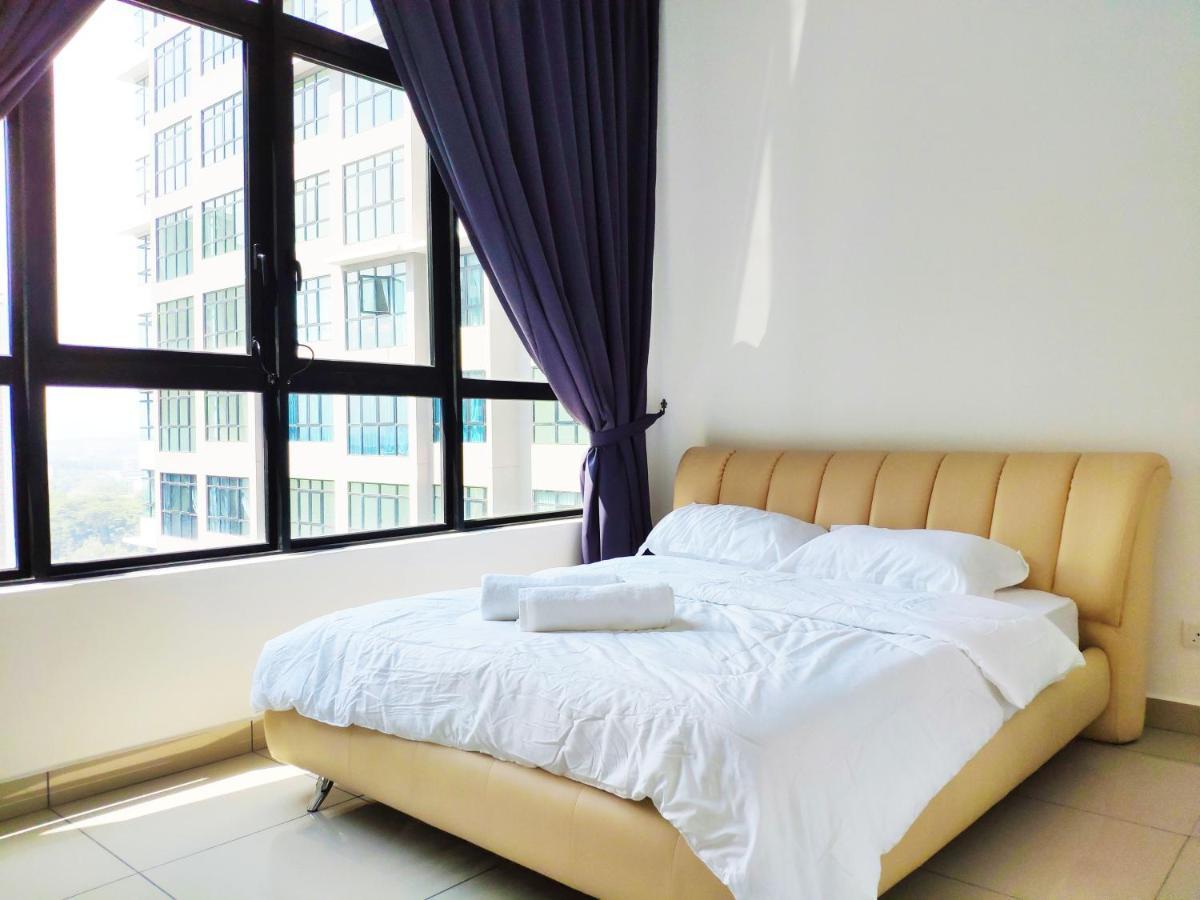 Netflix# Conezion Ioi Resort City By Salaam Suites Putrajaya Exterior foto